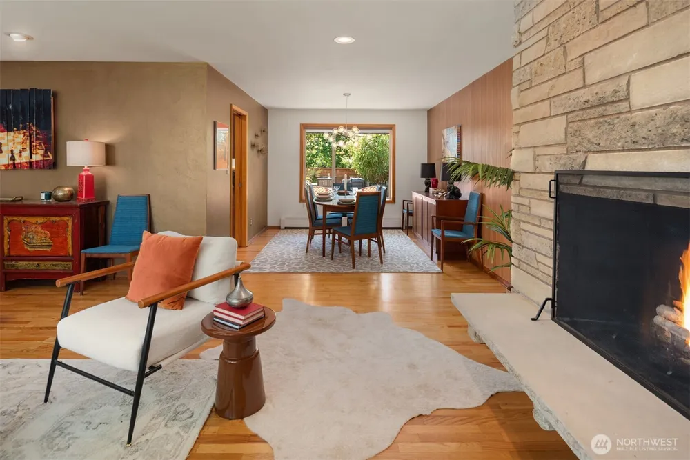 8317 Duncan Ave S, Seattle, WA 98118
