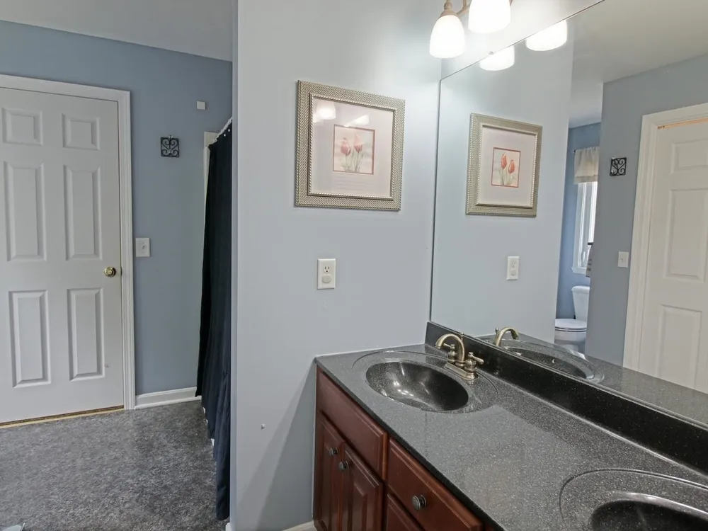 129 Allen Dr, Milton, VT 05468