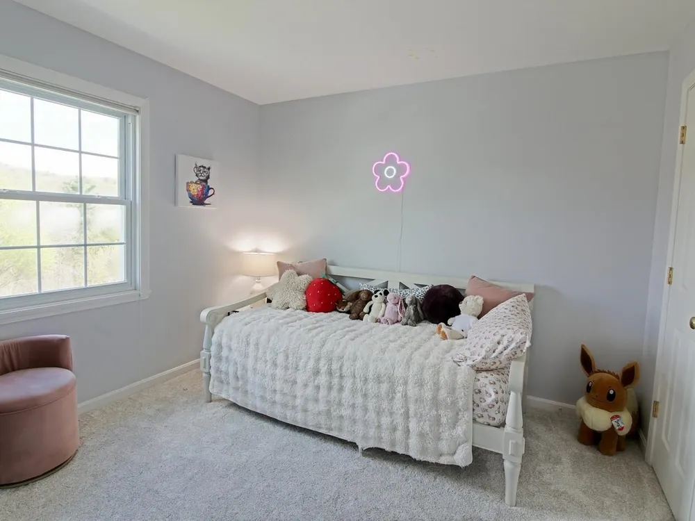 129 Allen Dr, Milton, VT 05468