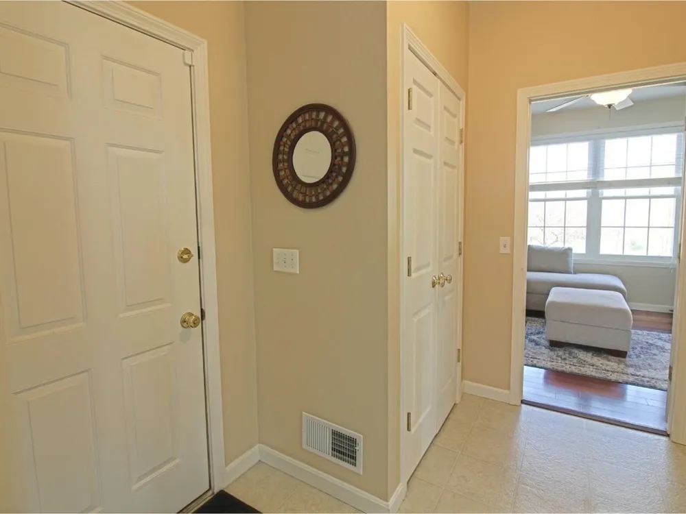 129 Allen Dr, Milton, VT 05468