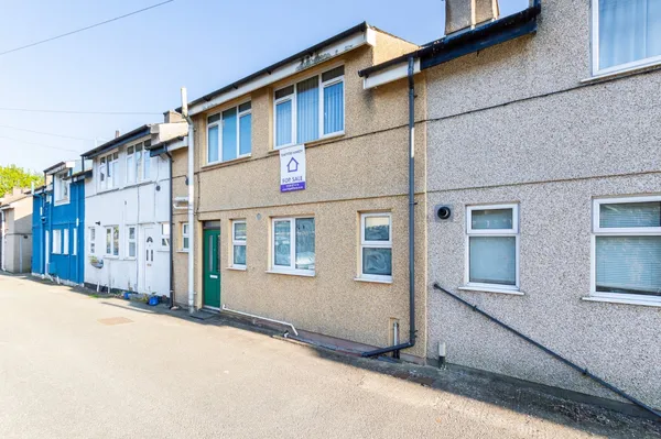 Rhyd Menai, Menai Bridge, Isle of Anglesey, LL59