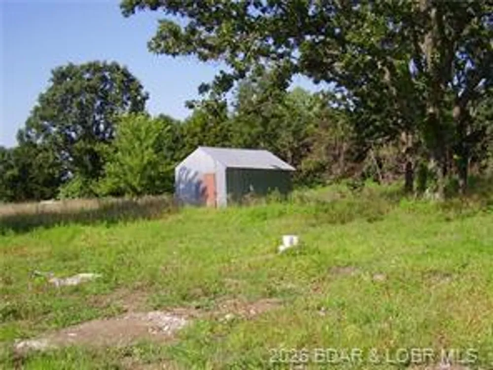 3525 S 240th Rd, Louisburg, MO 65685