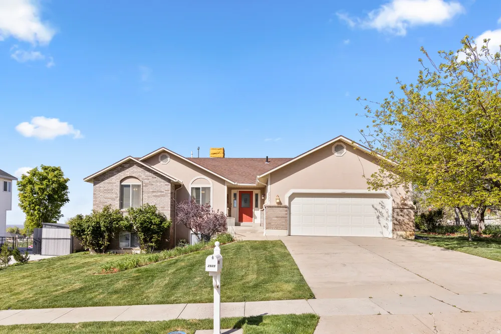 2925 N 850 E, North Ogden, UT 84414