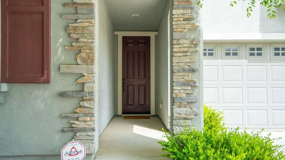 8018 Kenai Ct, Vacaville, CA 95687