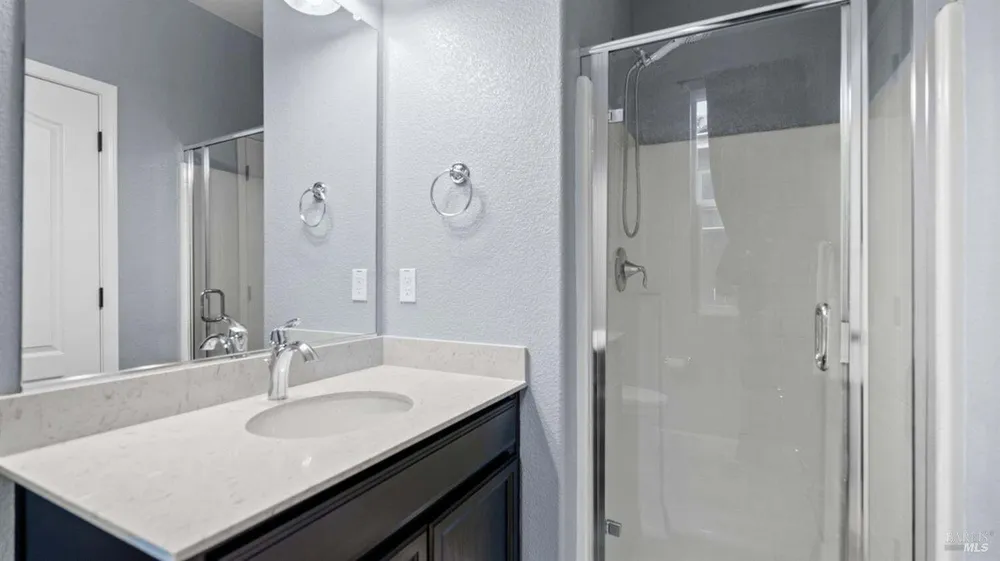 8018 Kenai Ct, Vacaville, CA 95687