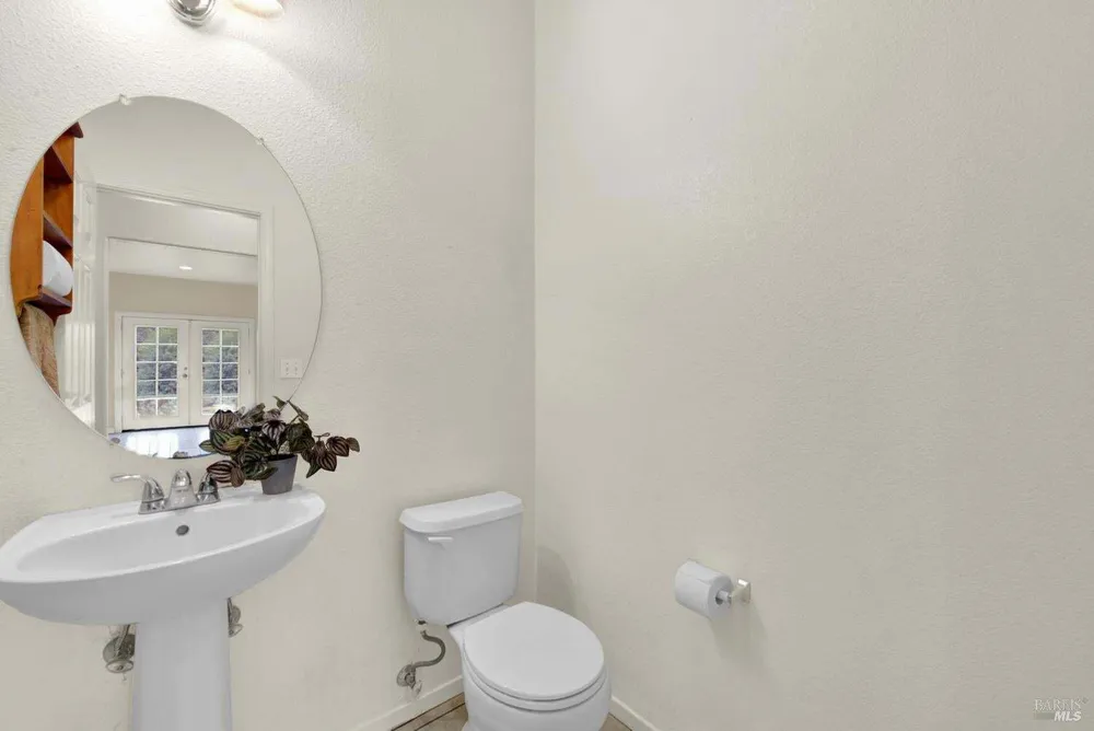 943 Fallsgrove Way, Vacaville, CA 95687