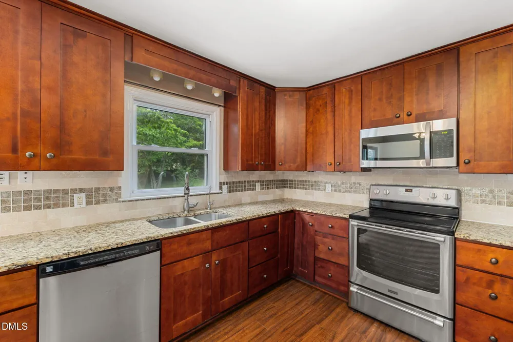 3209 Marie Dr, Raleigh, NC 27604