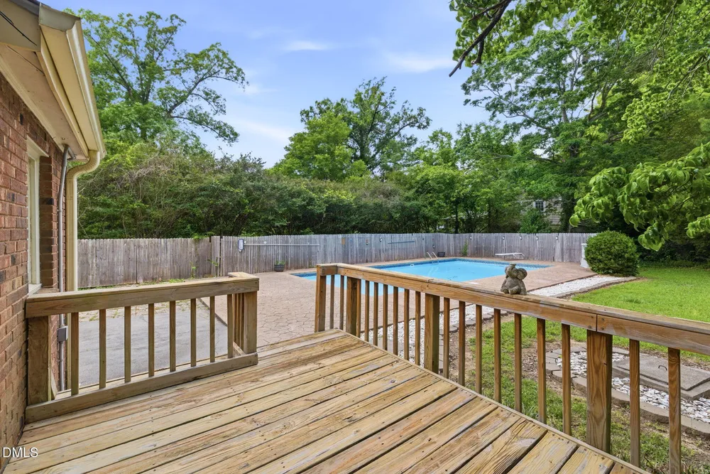 3209 Marie Dr, Raleigh, NC 27604