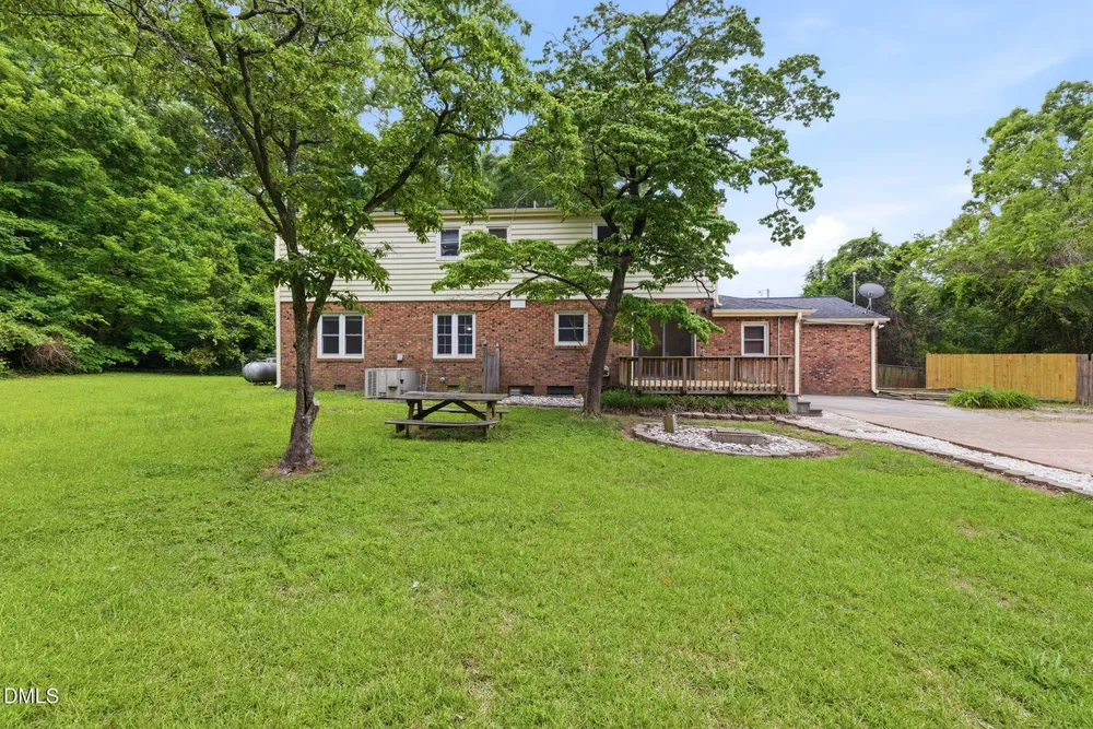 3209 Marie Dr, Raleigh, NC 27604