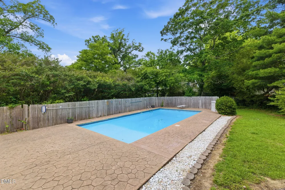 3209 Marie Dr, Raleigh, NC 27604