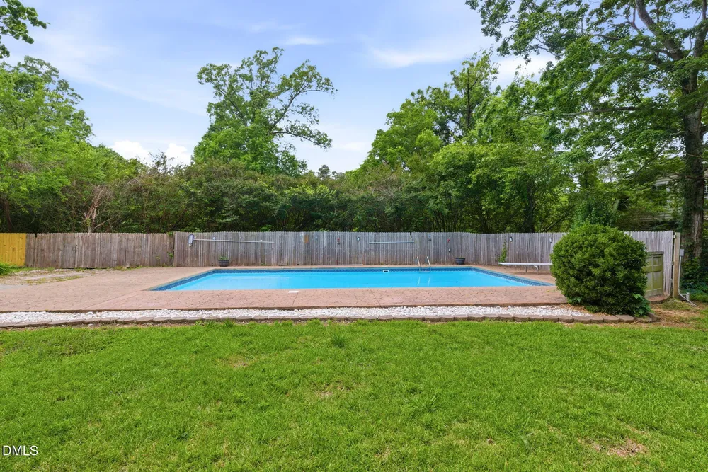 3209 Marie Dr, Raleigh, NC 27604