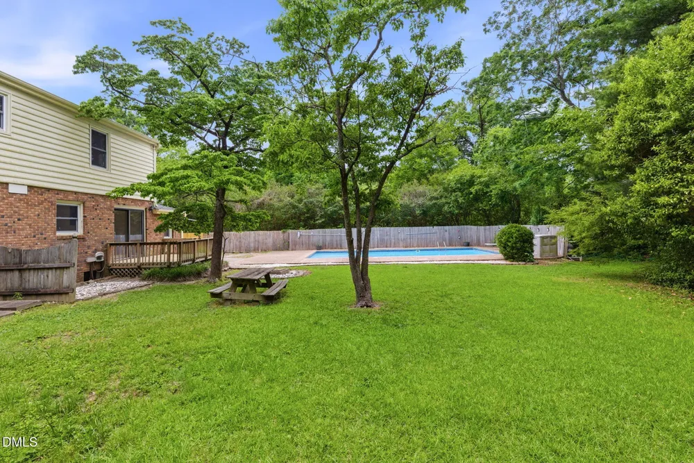 3209 Marie Dr, Raleigh, NC 27604