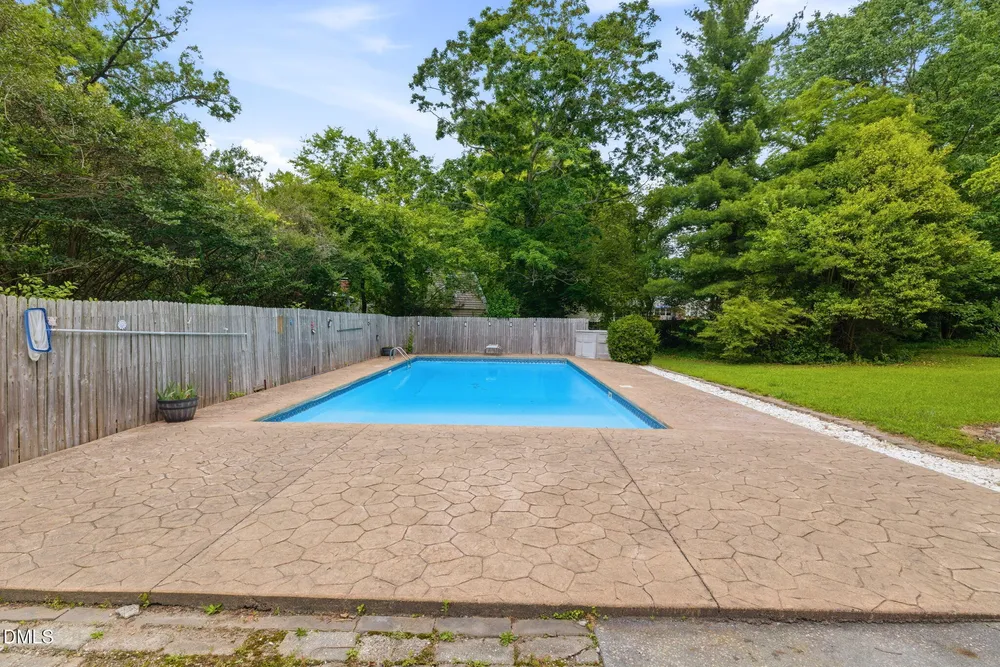 3209 Marie Dr, Raleigh, NC 27604