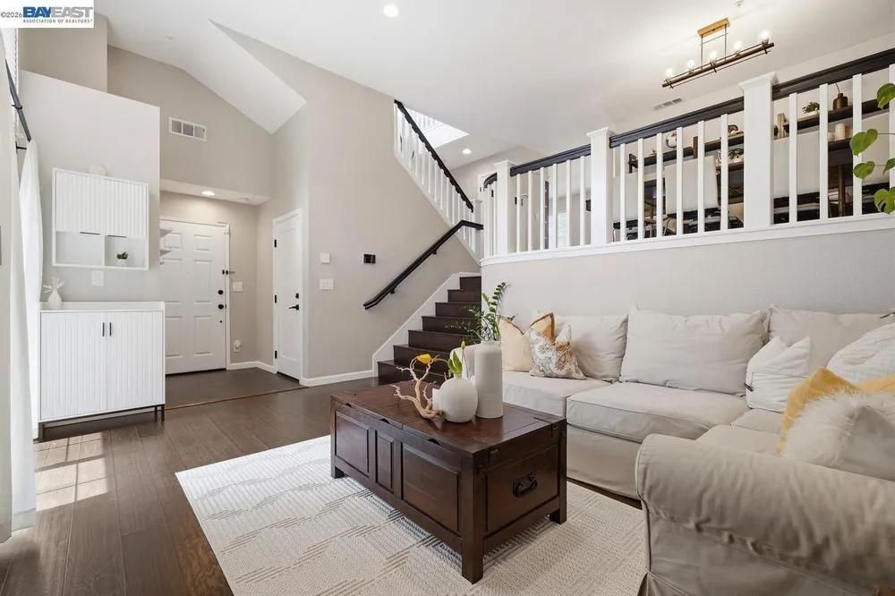 4847 Mangrove Dr, Dublin, CA 94568
