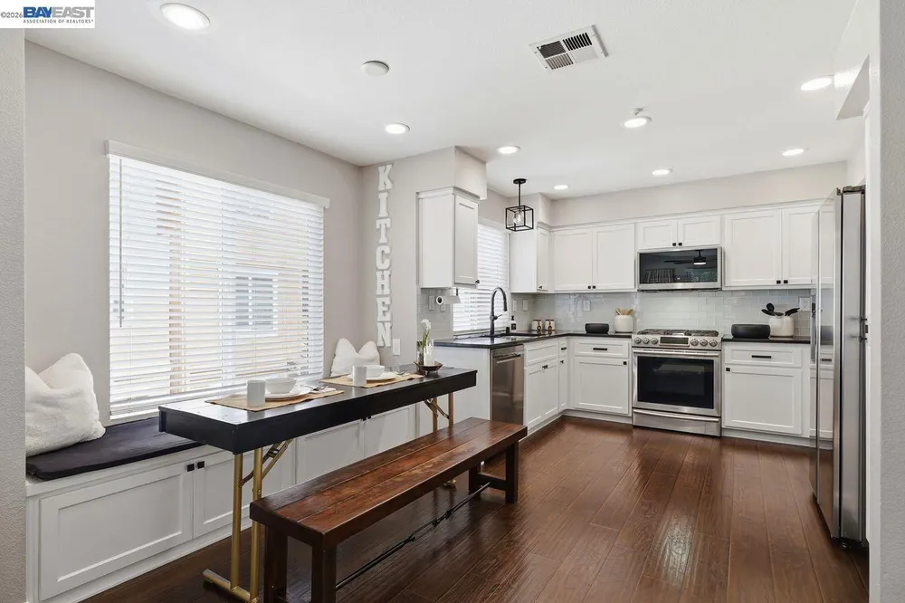 4847 Mangrove Dr, Dublin, CA 94568