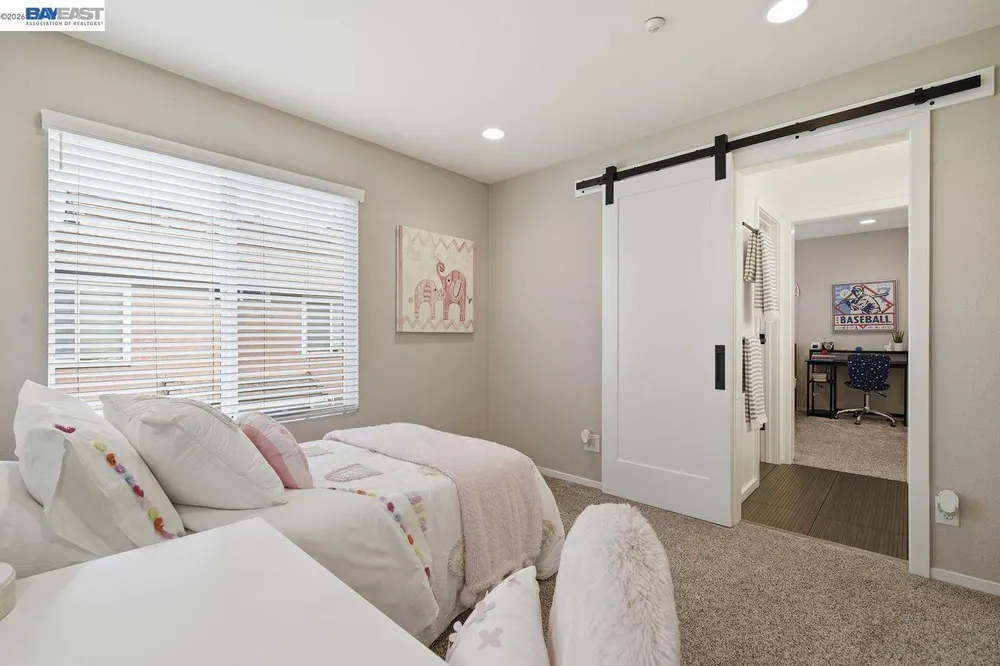 4847 Mangrove Dr, Dublin, CA 94568