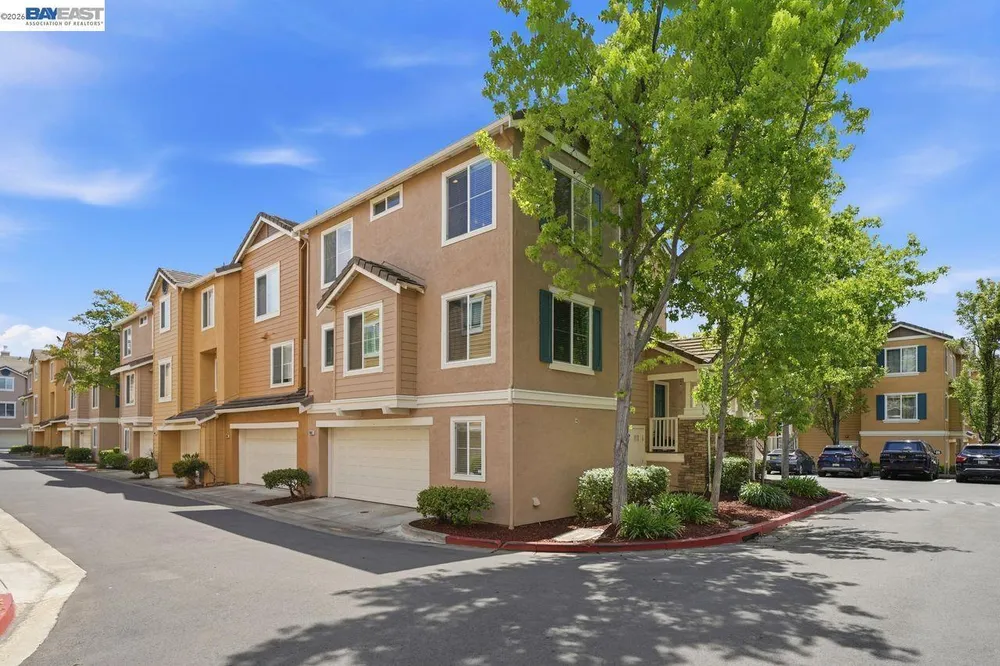 4847 Mangrove Dr, Dublin, CA 94568