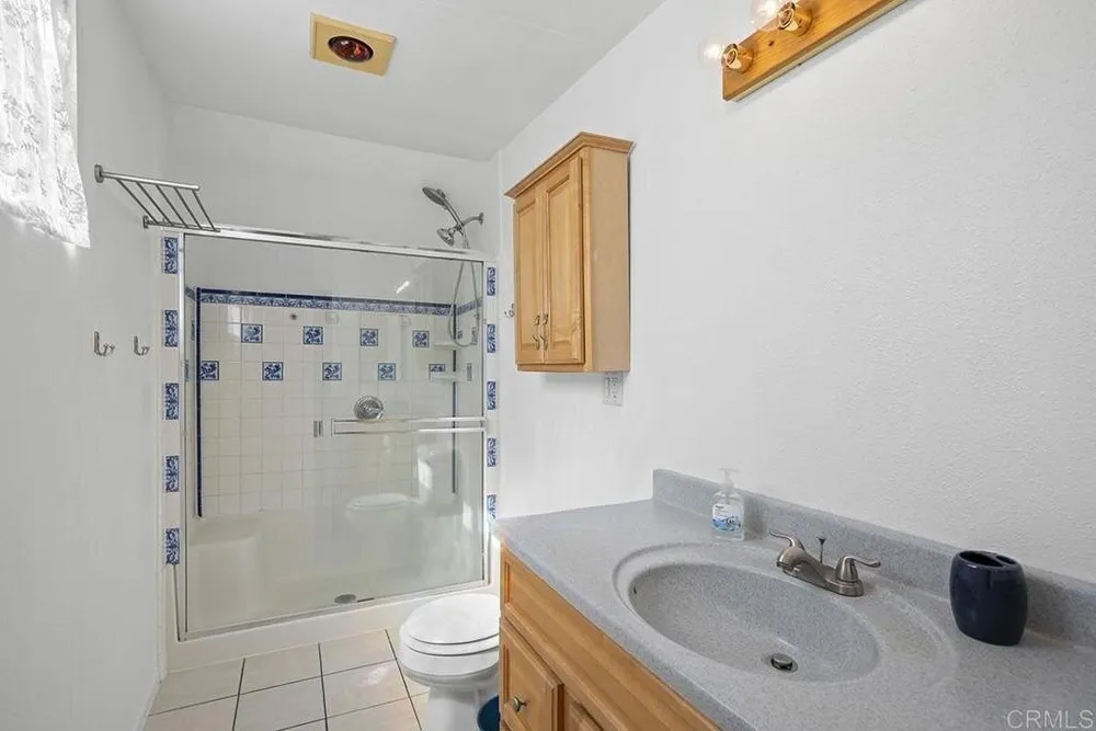 6467 Viewpoint Dr, San Diego, CA 92139