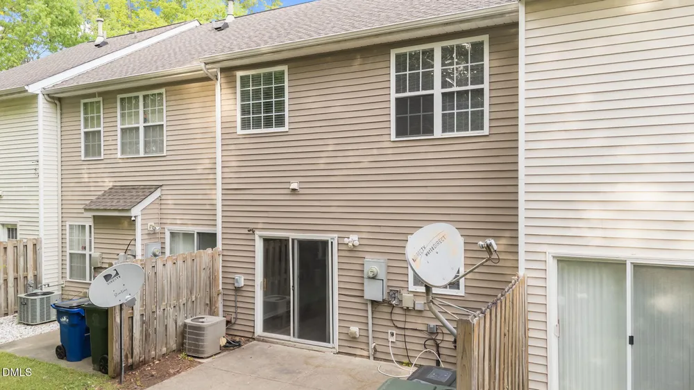 424 Alero Rd, Raleigh, NC 27610
