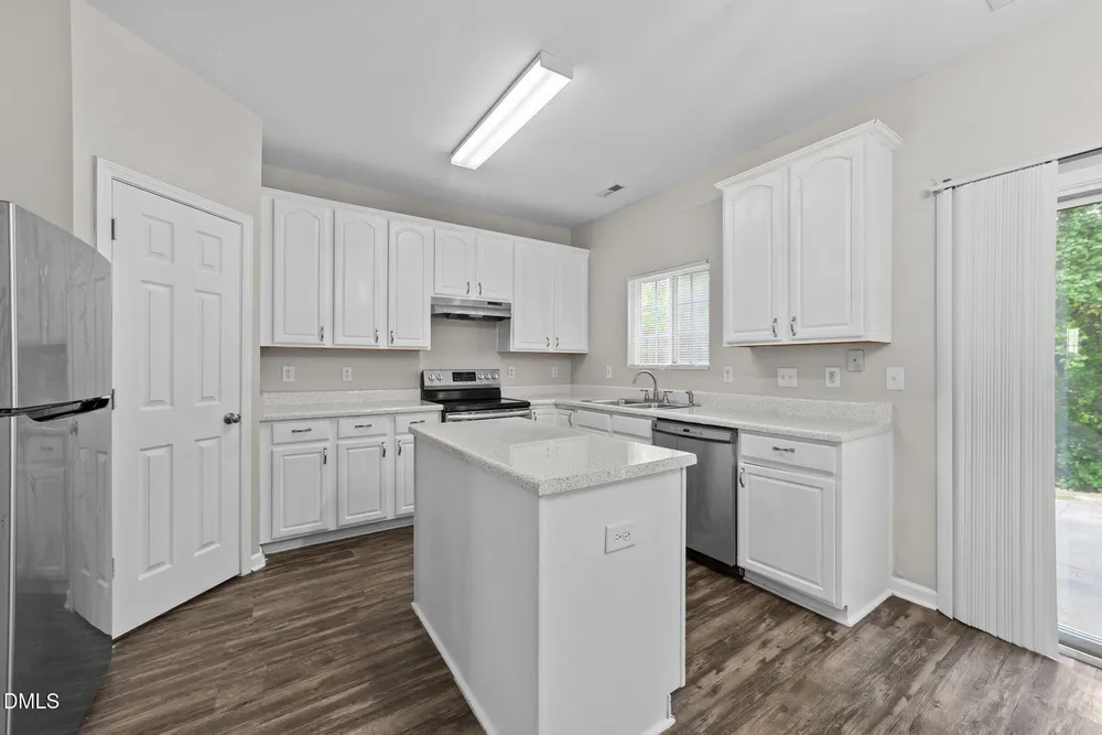 424 Alero Rd, Raleigh, NC 27610