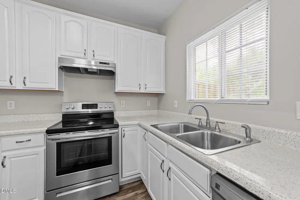 424 Alero Rd, Raleigh, NC 27610