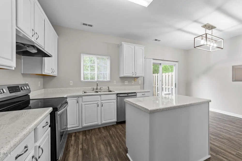 424 Alero Rd, Raleigh, NC 27610