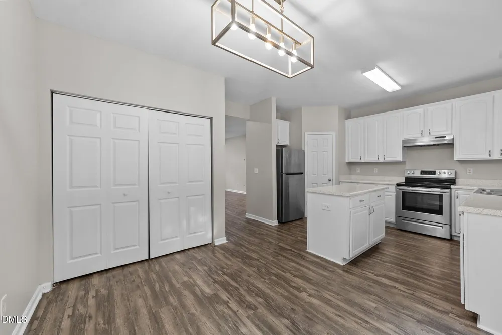424 Alero Rd, Raleigh, NC 27610