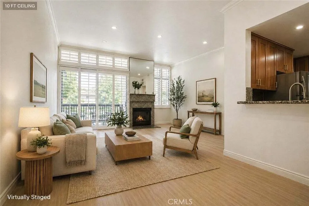 10470 Riverside Dr, Toluca Lake, CA 91602