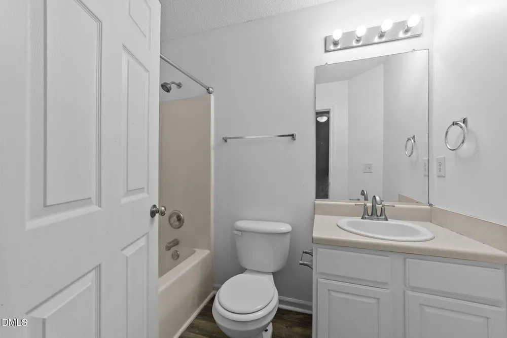 424 Alero Rd, Raleigh, NC 27610