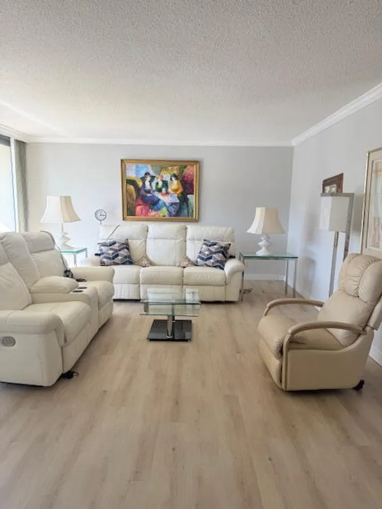 1180 S Ocean Blvd, Boca Raton, FL 33432