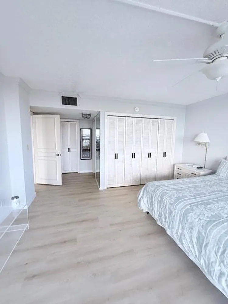 1180 S Ocean Blvd, Boca Raton, FL 33432