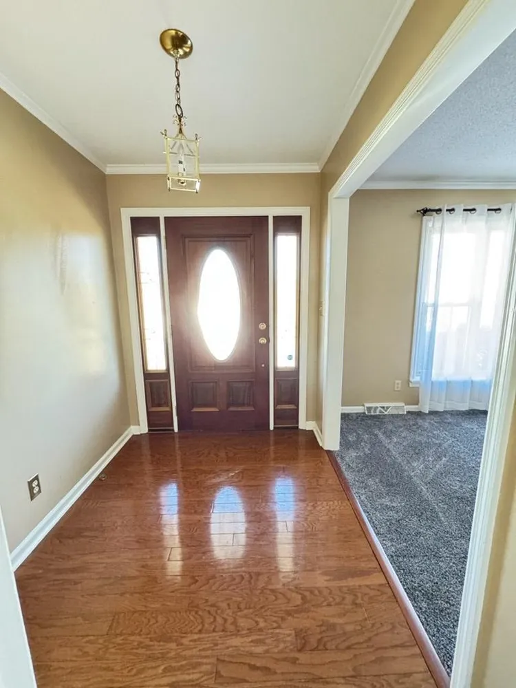 1103 Manly St, Dalton, GA 30720