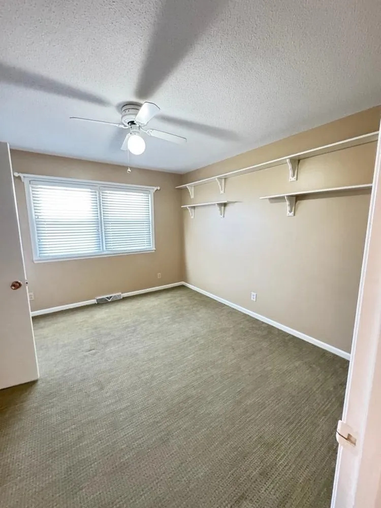 1103 Manly St, Dalton, GA 30720