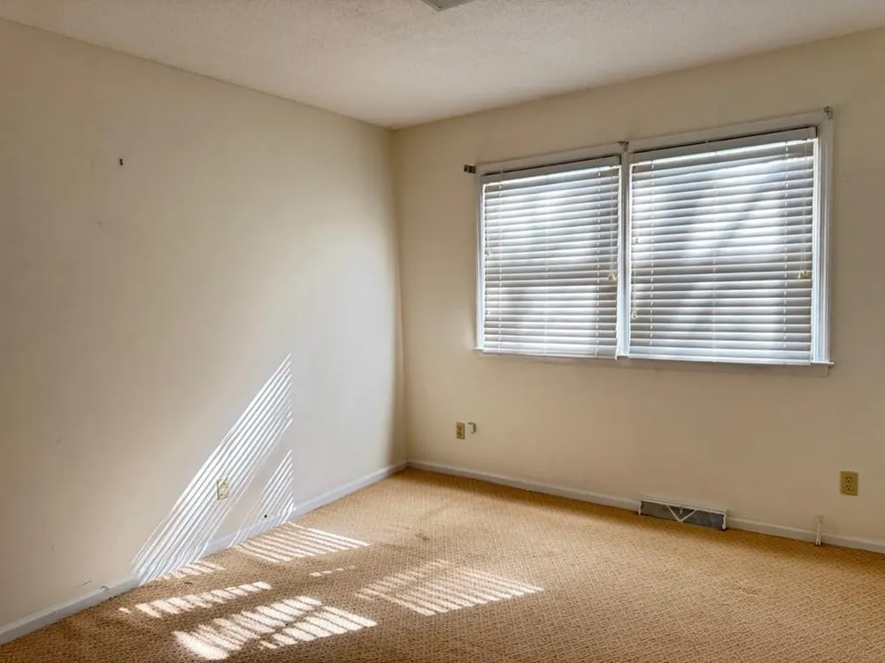 1103 Manly St, Dalton, GA 30720