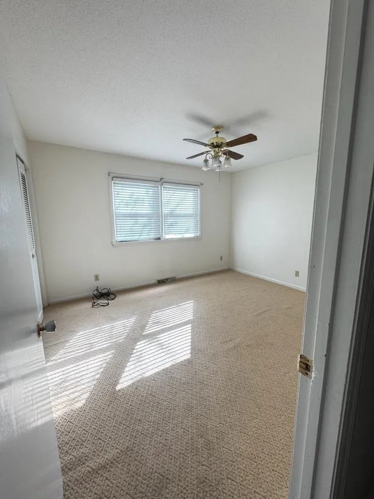 1103 Manly St, Dalton, GA 30720