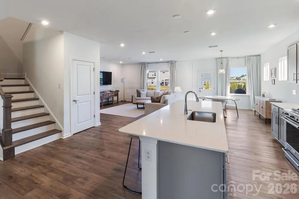 11104 Godwit Ln, Charlotte, NC 28278