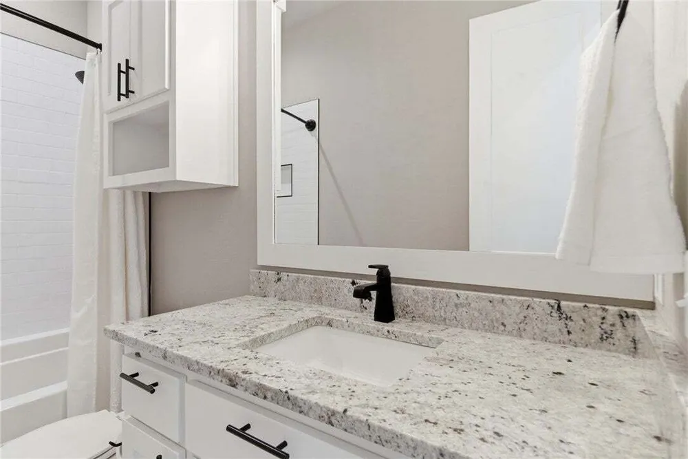 8605 W Migration Way, Bentonville, AR 72713
