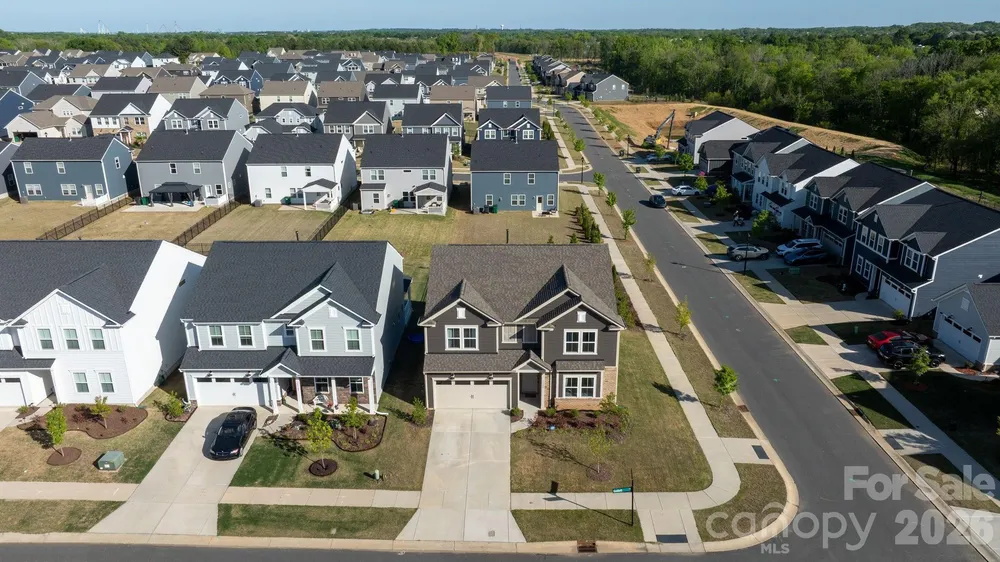 11104 Godwit Ln, Charlotte, NC 28278