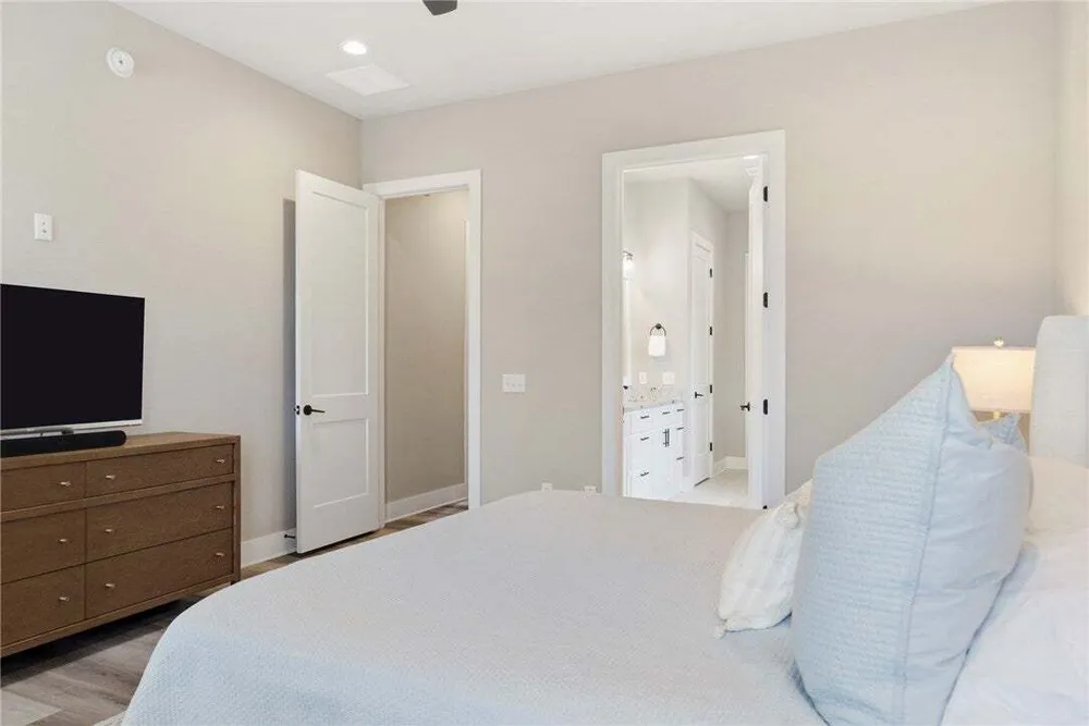 8605 W Migration Way, Bentonville, AR 72713