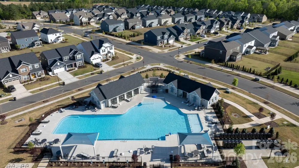 11104 Godwit Ln, Charlotte, NC 28278