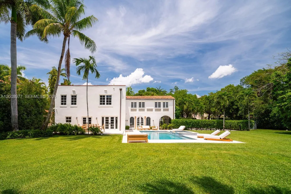 1228 Alhambra Cir, Coral Gables, FL 33134