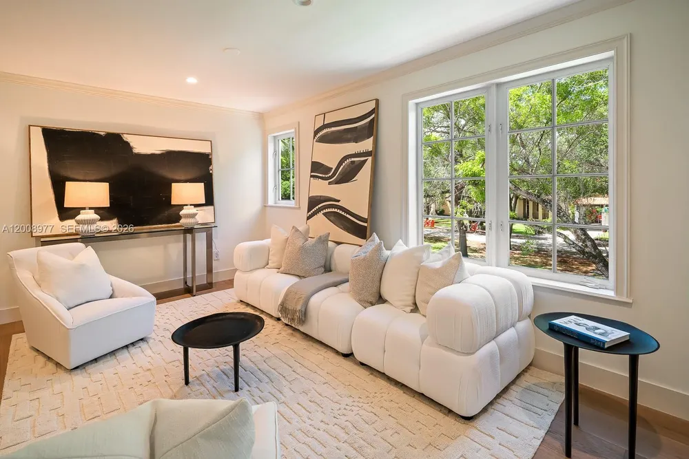 1228 Alhambra Cir, Coral Gables, FL 33134