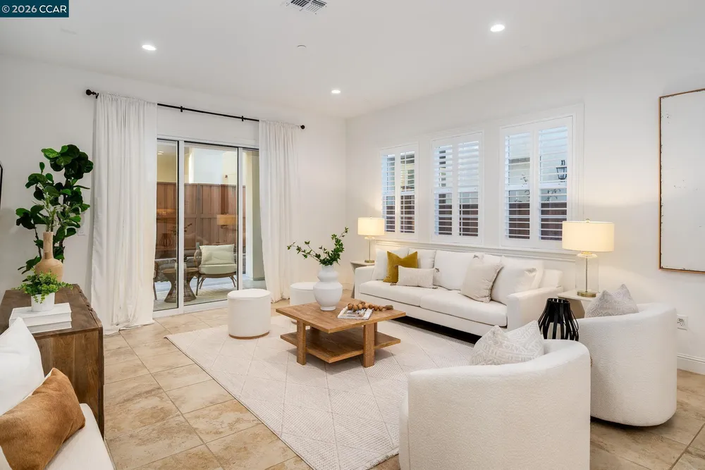 748 Roseum Ct, San Ramon, CA 94582