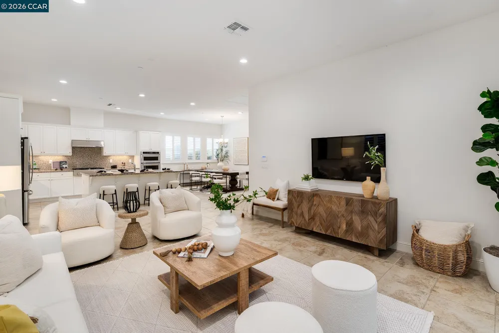 748 Roseum Ct, San Ramon, CA 94582