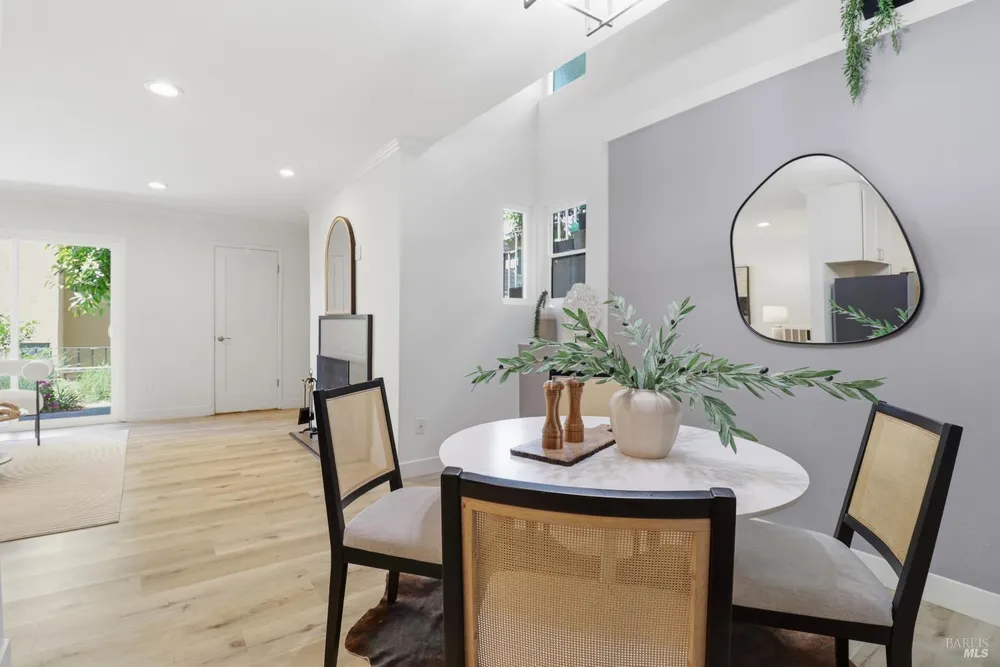 100 Marin Center Dr, San Rafael, CA 94903