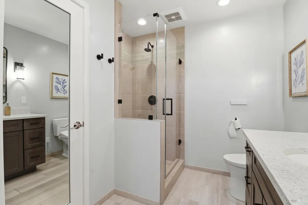 100 Marin Center Dr, San Rafael, CA 94903