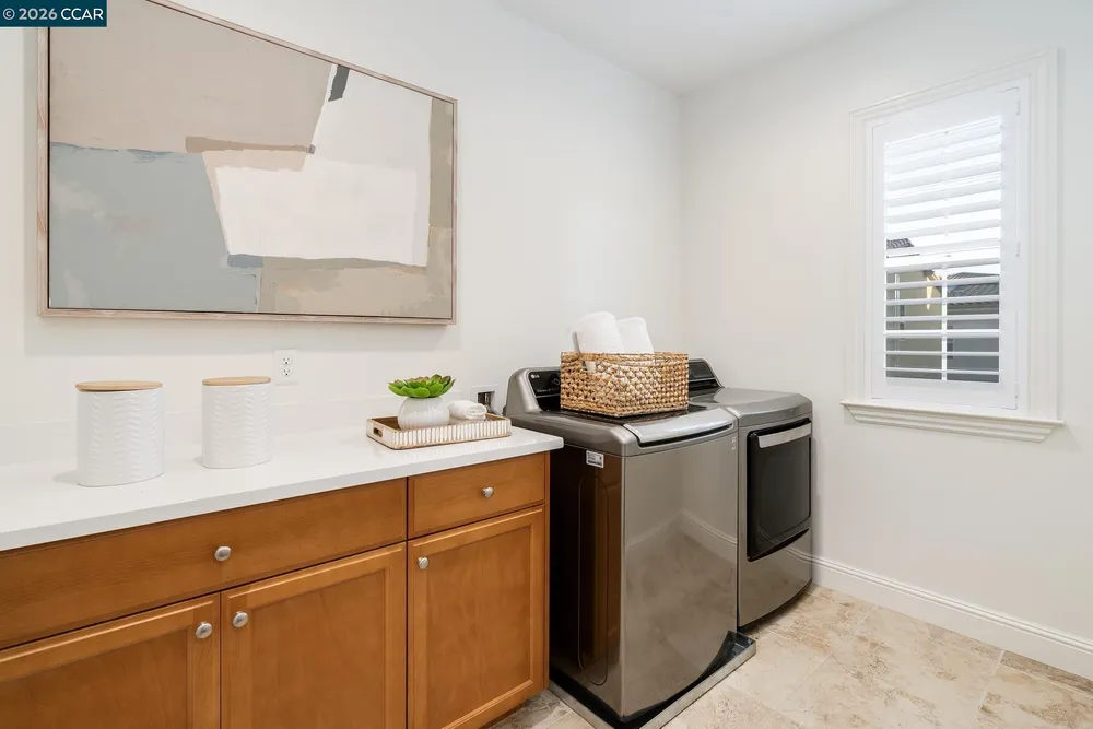 748 Roseum Ct, San Ramon, CA 94582
