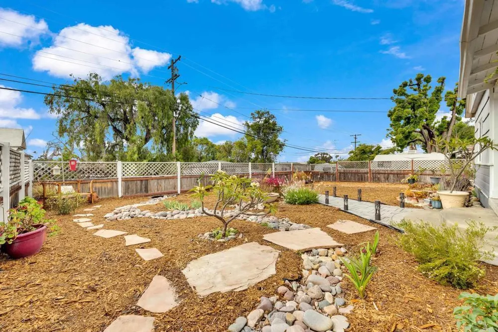 8150 Lincoln St, Lemon Grove, CA 91945