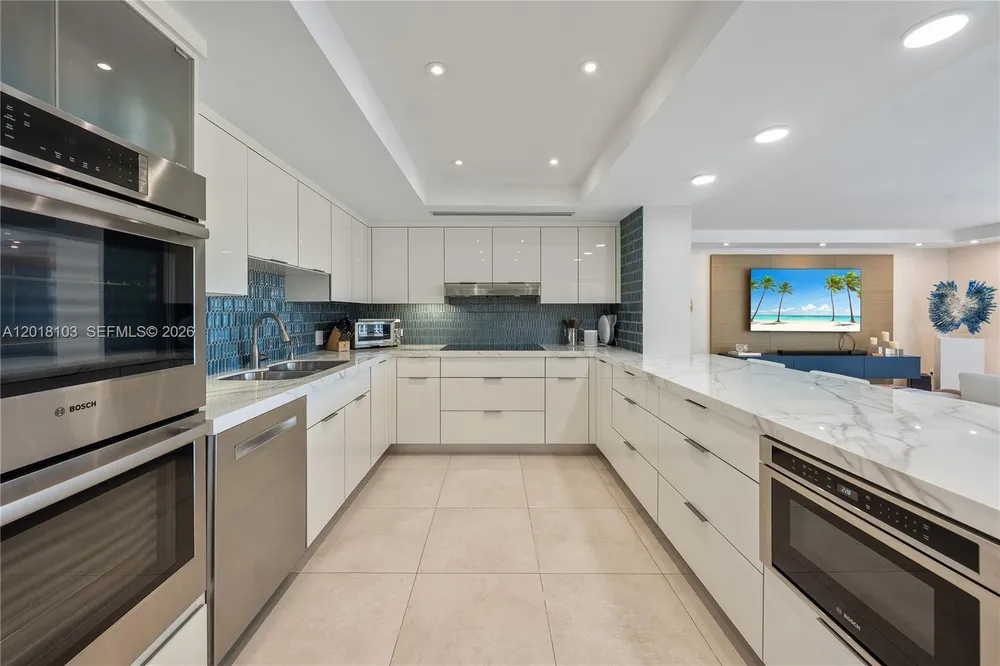 3 Grove Isle Dr, Miami, FL 33133