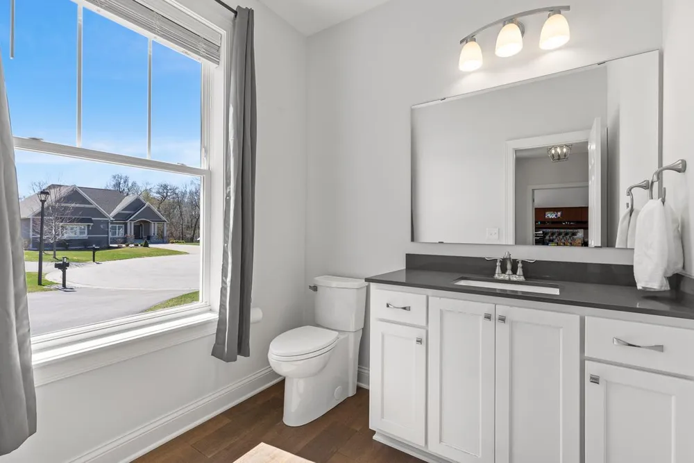 16860 Valley Rd, Eden Prairie, MN 55347-2833